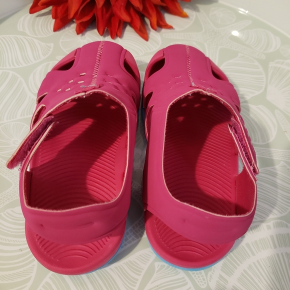 Wonder Nation Girls Pink Sandals. Size: 7/8 - Picture 4 of 7